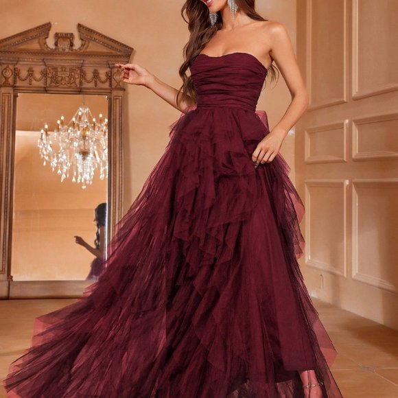 Burgundy Preppy Womens Solid Ruched Tube Wedding Dress - Picture 2 of 5